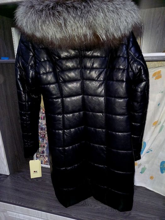 Продам новый пуховик