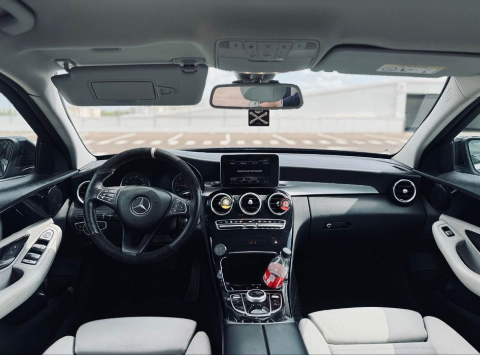 Mercedes Benz C class 220D