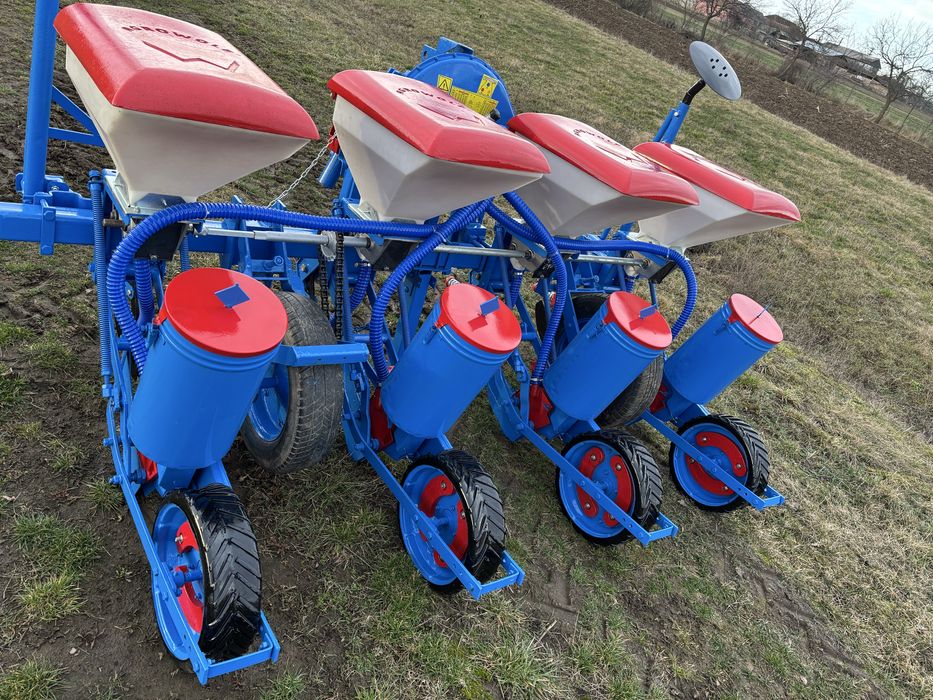 Semanatoare de porumb spc 4