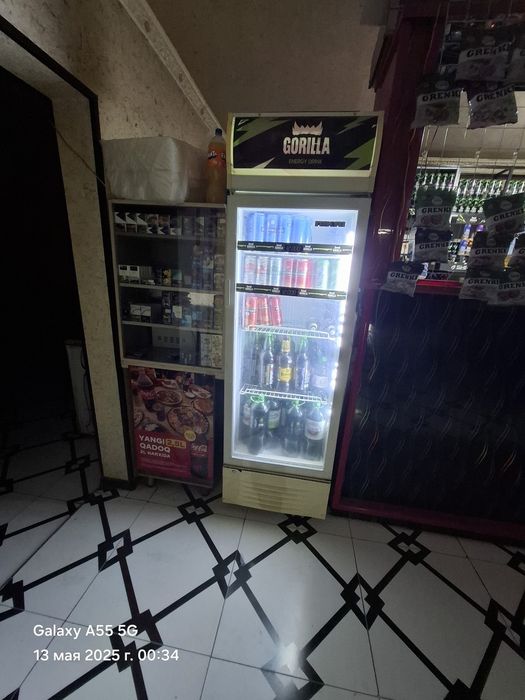 Витрина холодильник