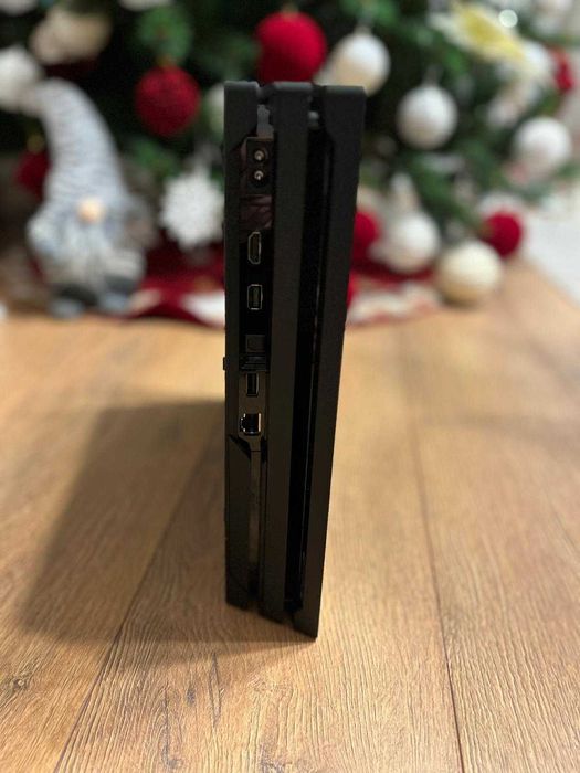 PS4 PRO 1TB - CUH-7216B