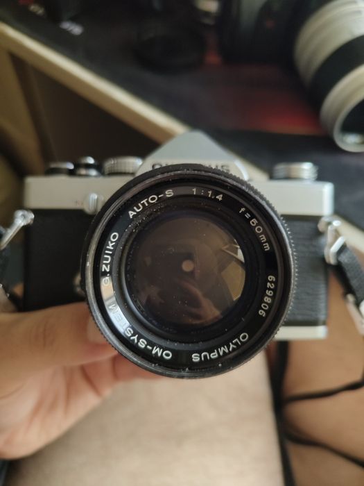 Лот лентови фотоапарати, обективи, преходници