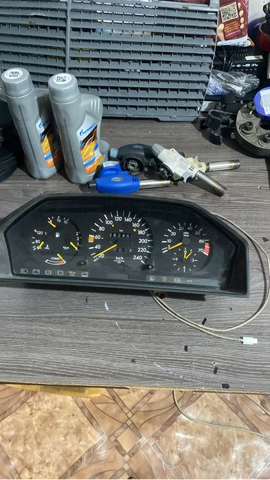 Запчасти w123 w124