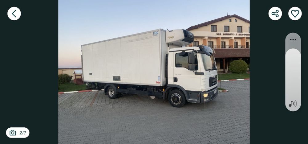 Vând camion frigorific