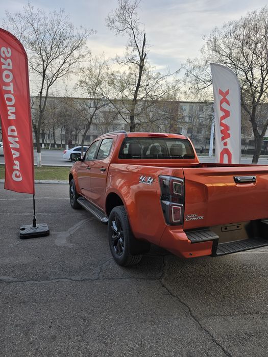 Пикап Isuzu D-max Oksus. Grand Motors 3 литр
