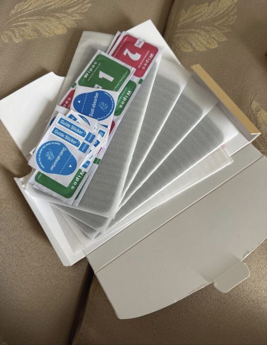 Set protectie ecran, folii de sticla 4 bucati Privacy + 1 gratis in pachet. Pentru iphone 11.