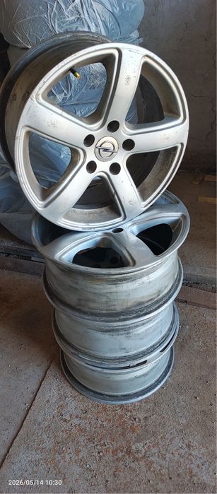 Продам диски r16 5*110 ет45