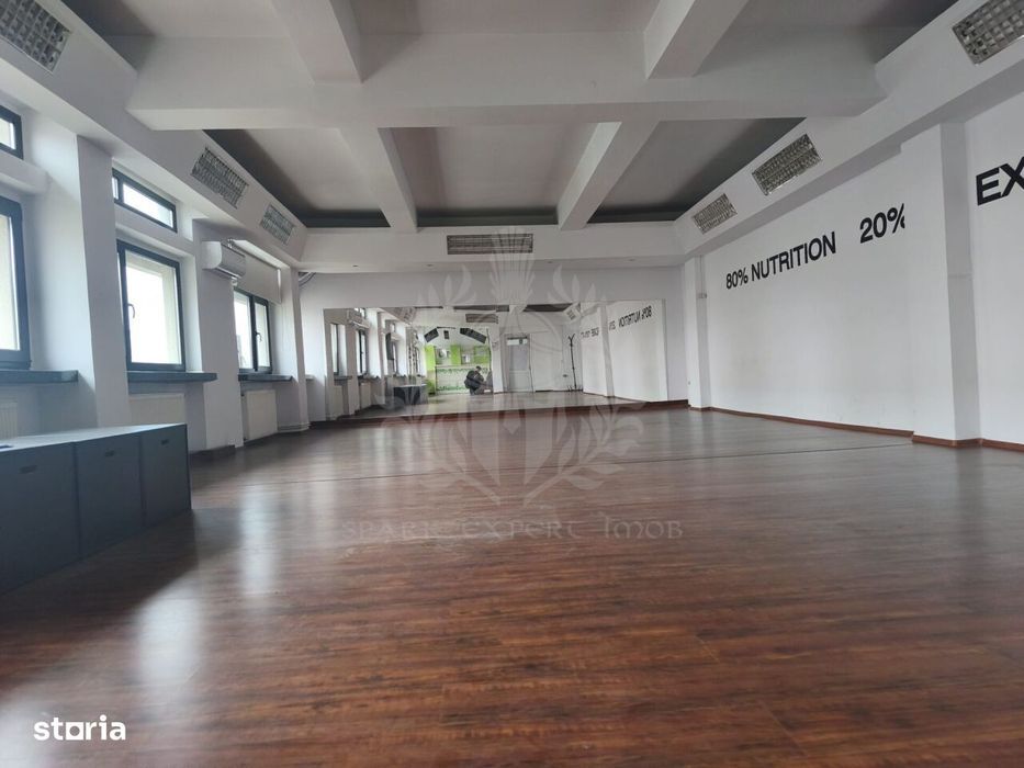 Spatiu Birouri//Diverse Activitati//Ultracentral