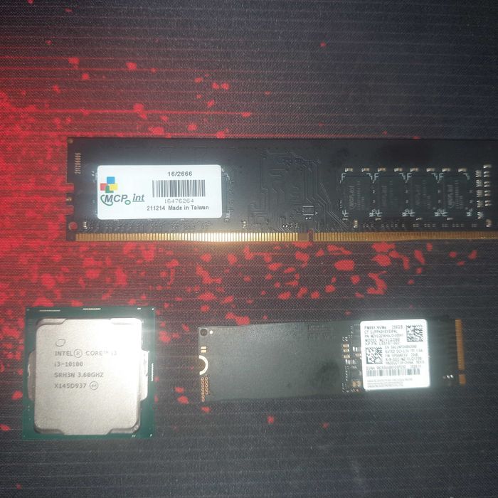 Процесор i3 10100