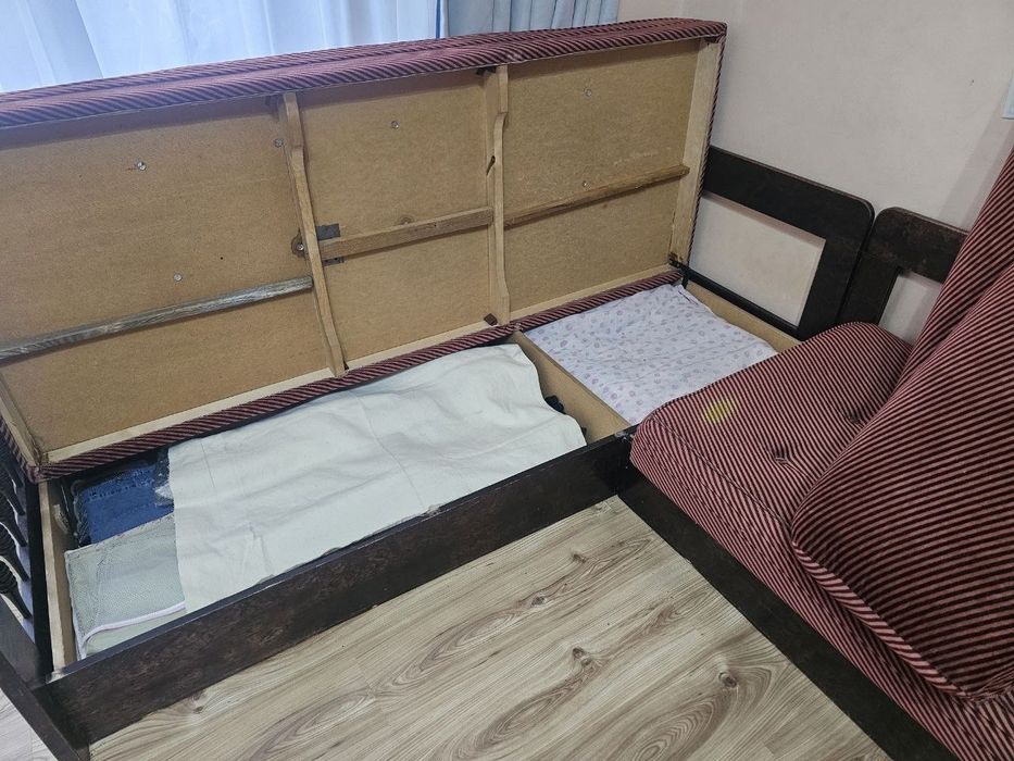 Продам диван б/у