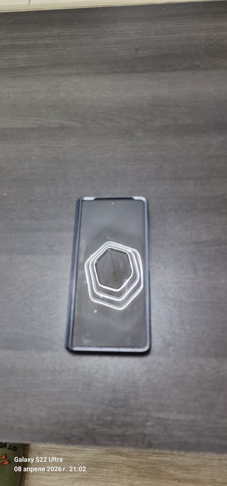 Продам Honor Magic V3