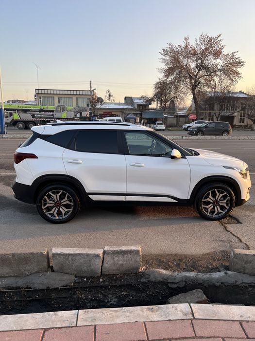 KIA seltos, premium (full позиция) 2021