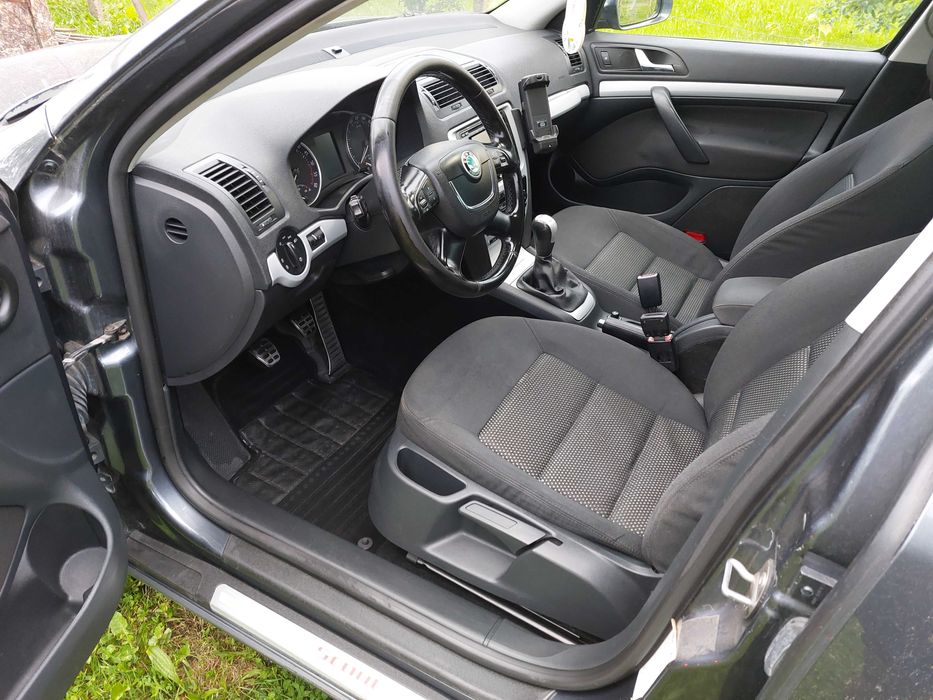 Autoturism Skoda Octavia Scout