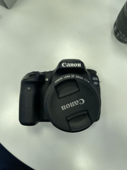 Камера Canon EOS 80D