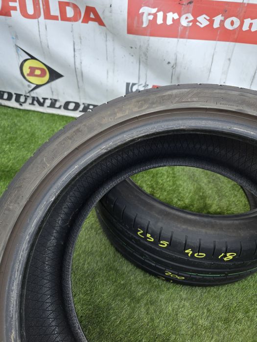 235 40 18 goodyear
