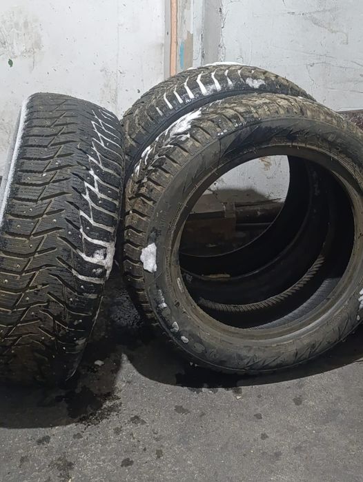 Продам зимние  шины