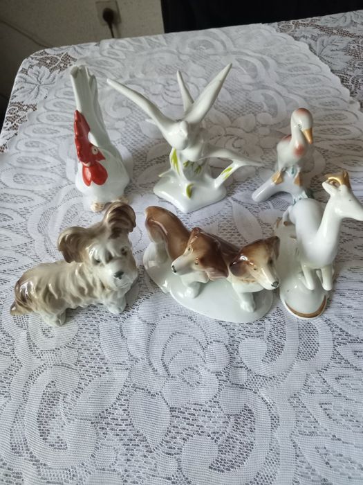 Bibelouri din porțelan