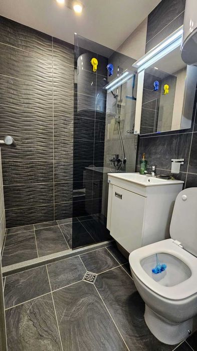 Дава се под наем Двустаен апартамент в Варна, Бриз - 76 кв.м за 1428 € - Снимка #8