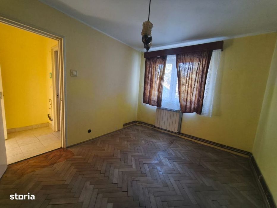 Apartament 3 camere, 61mp, zona Hurmuzachi, Radauti
