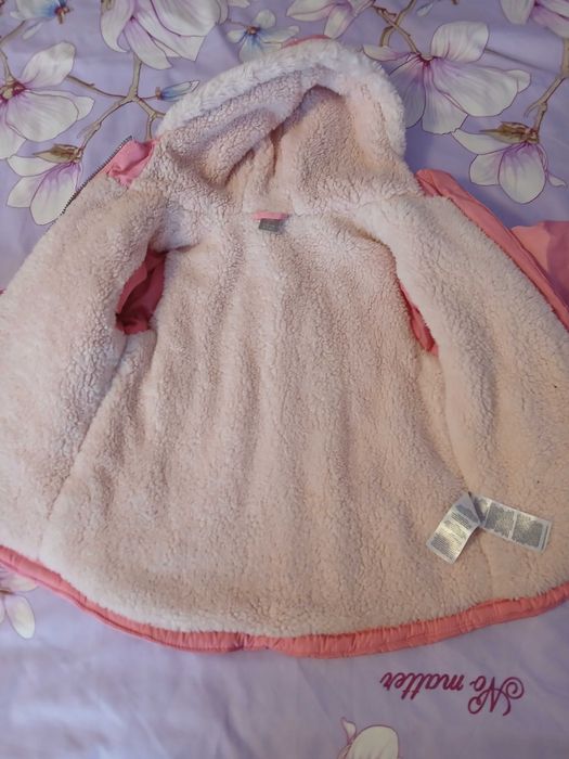 Geacă roz de iarnă