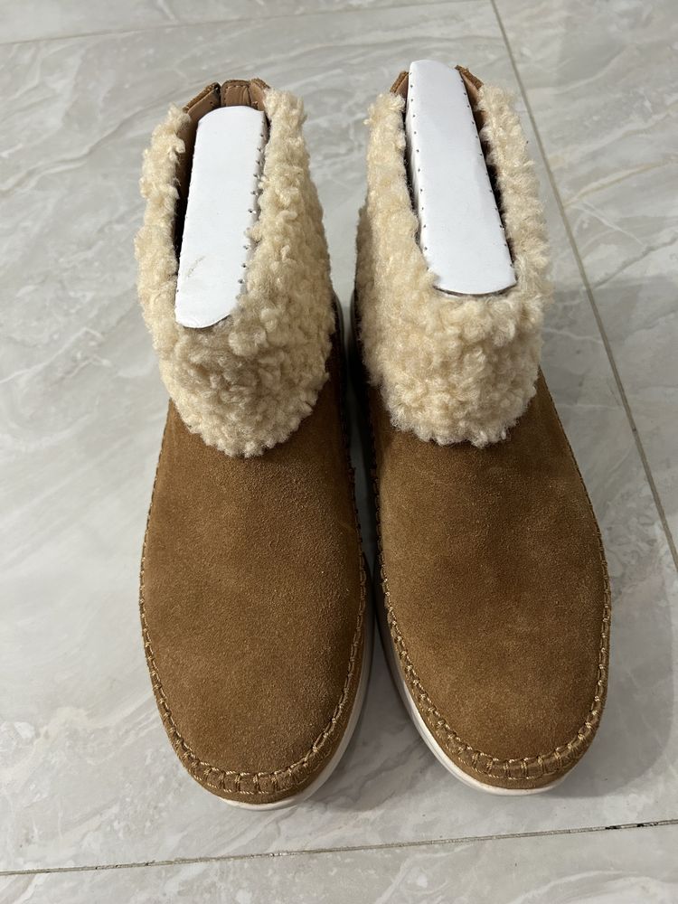 Ugg on sale montrose sneaker