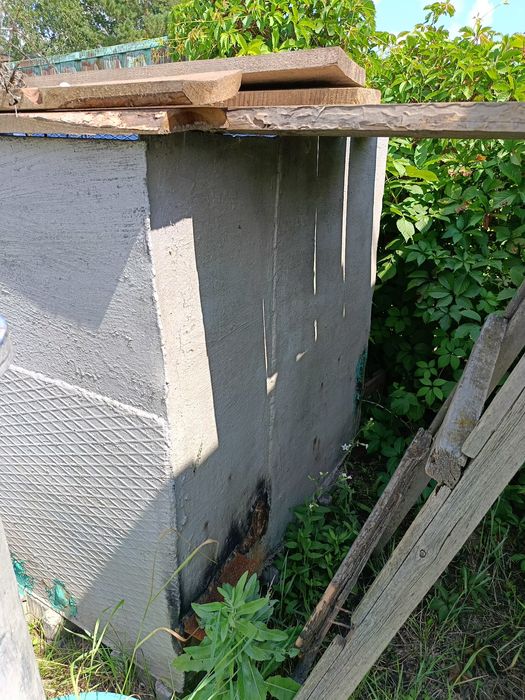 Бак металлический.