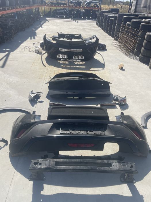 Vand bara spate Opel Mokka / culoare negru / impecabila