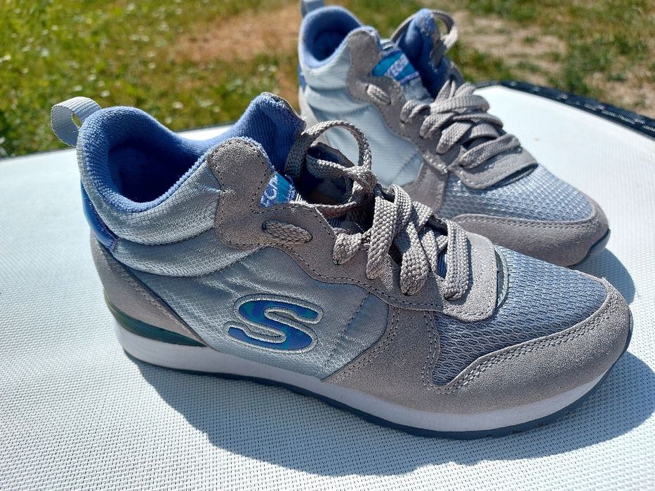 Skechers mărimea 36