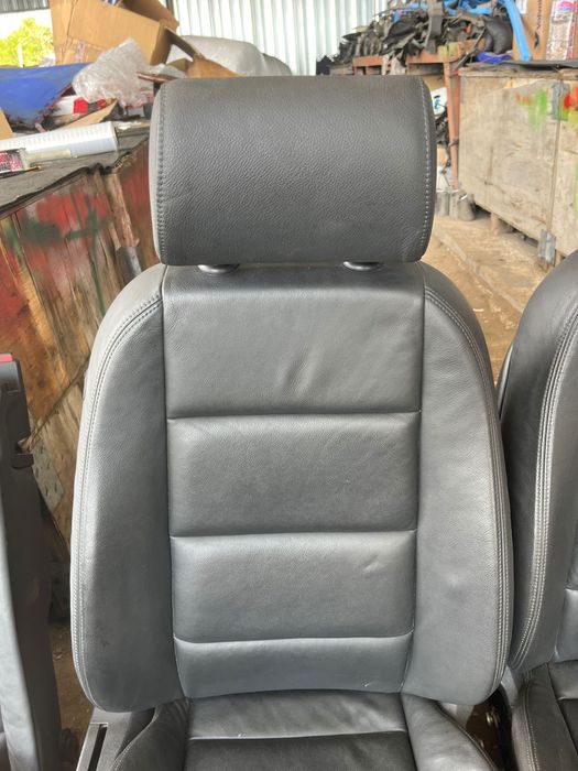 Електрически кожен салон Audi A6 4F C6 седалки Кожа Рекаро Н640