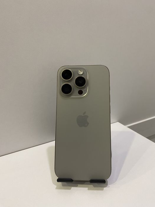 Iphone 15 Pro серый