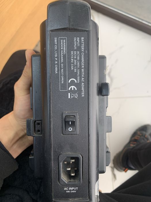 SWIT S-3802S V-Mount