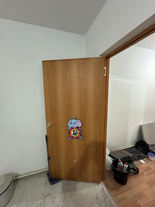 Продам б/у межкомнатные двери