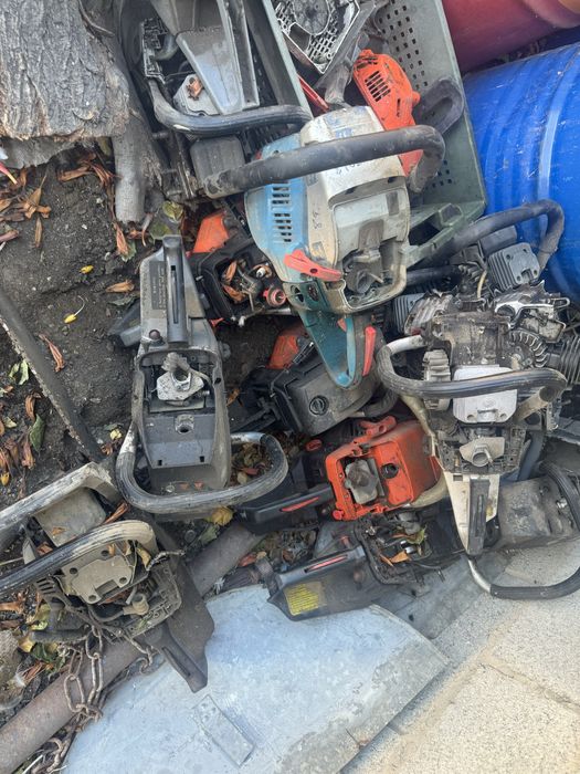 Продам бензопилы на запчасти