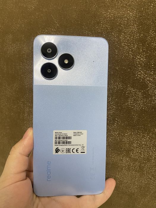 Продам телефон Realmi note 50