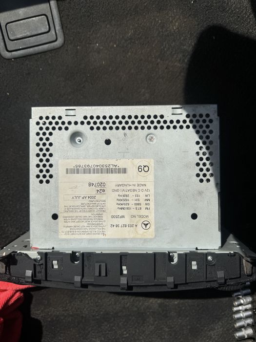 Radio c class w203