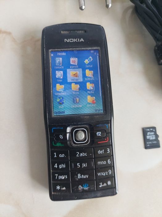 Vând Nokia E50 Black, în stare generală bună + card + încărcător /poze