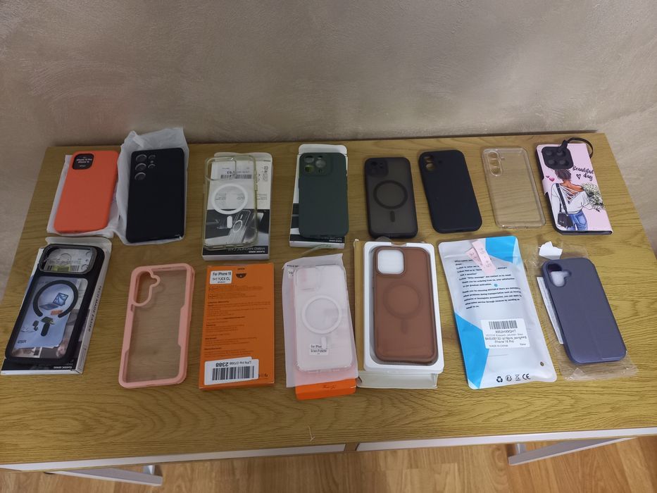 Use de IPhone diferite culori.