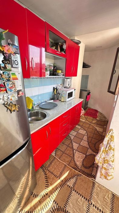 Продаётся двух комнатная квартира