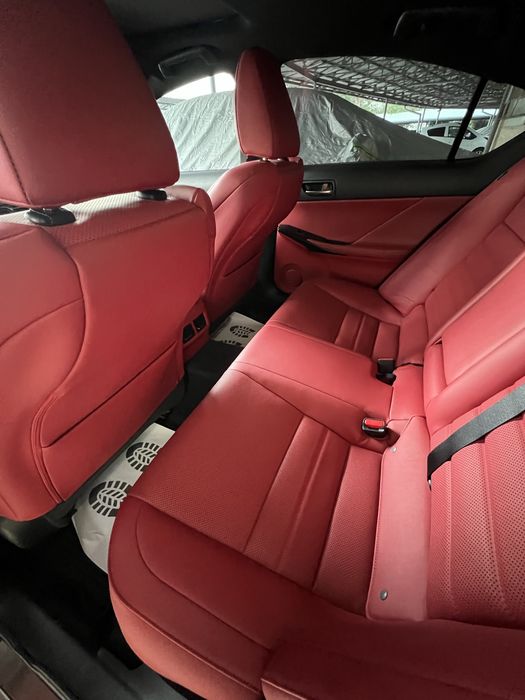 Lexus is 350 Fsport 2024 Batumotors