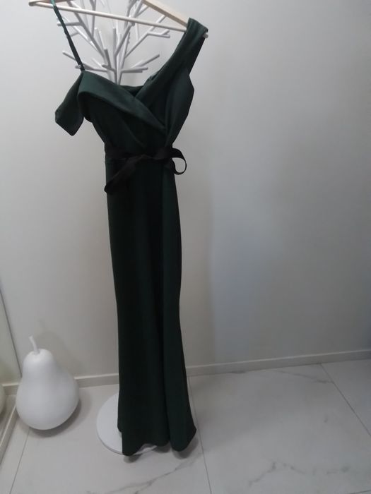 Дълга елегантна рокля