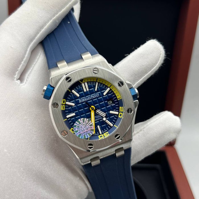 Ap royal oak diver blue dial rubber