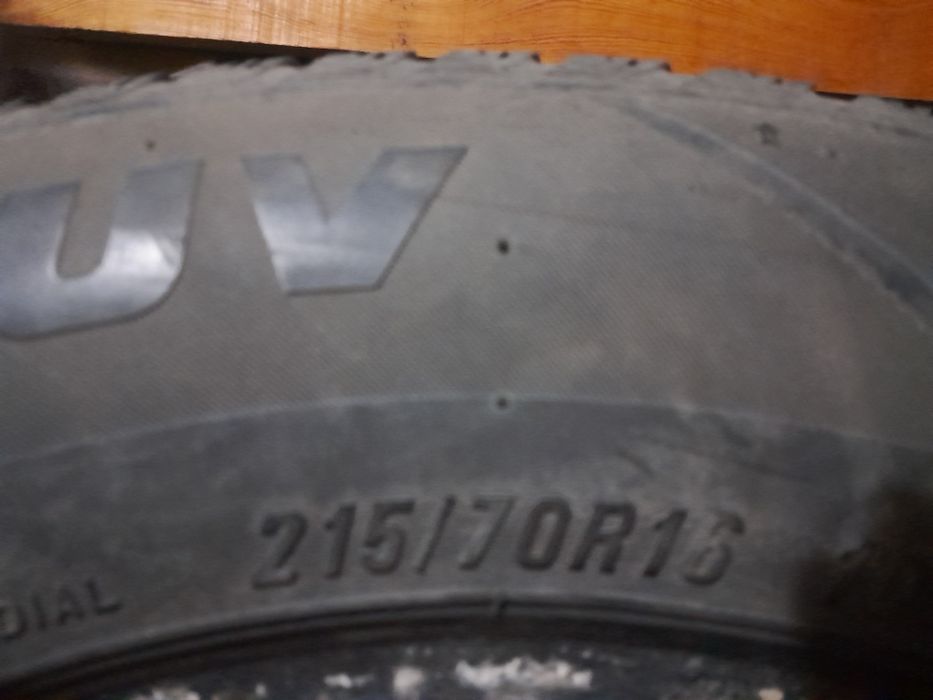 Резины 215×70×16  по 7000  теңге