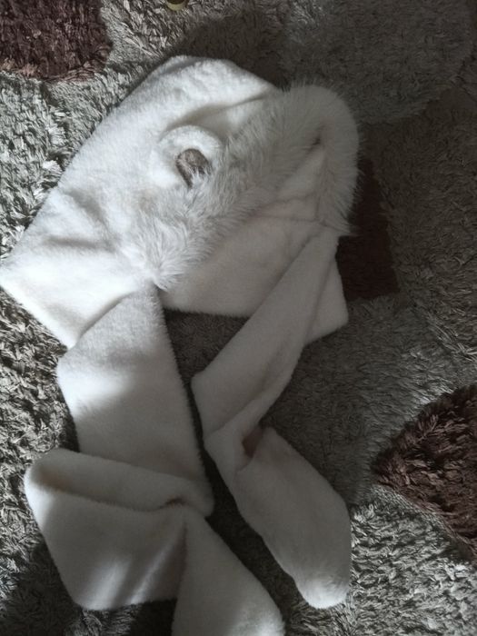 Шапка с шарфом теплая