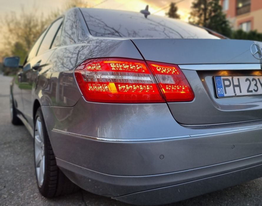 Mercedes-Benz E200d BlueEFFICIENCY 2011