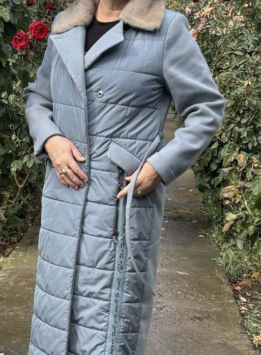 Өте жақсы жағдайдағы 48 размер пальто сатылады