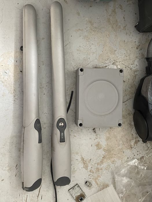 Раздвижной механизм для ворот nice