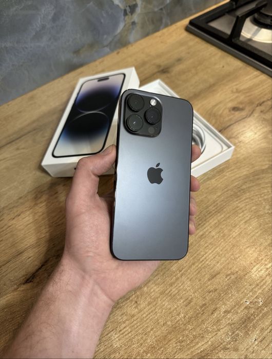 Продам Айфон 14про макс в идеале