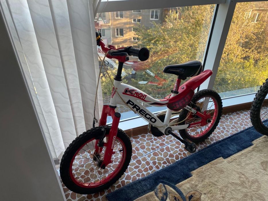 Велик prego KNIGHT