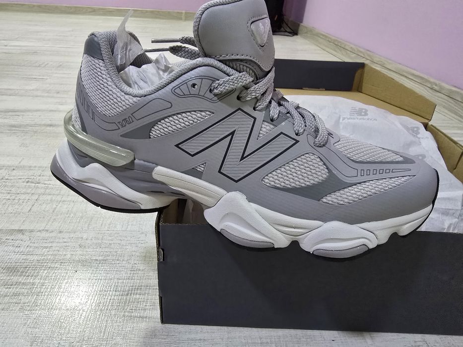 New Balance 9060