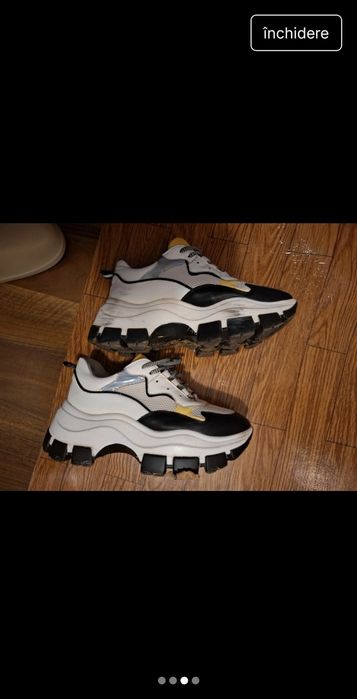 Adidași înalți stare f bună